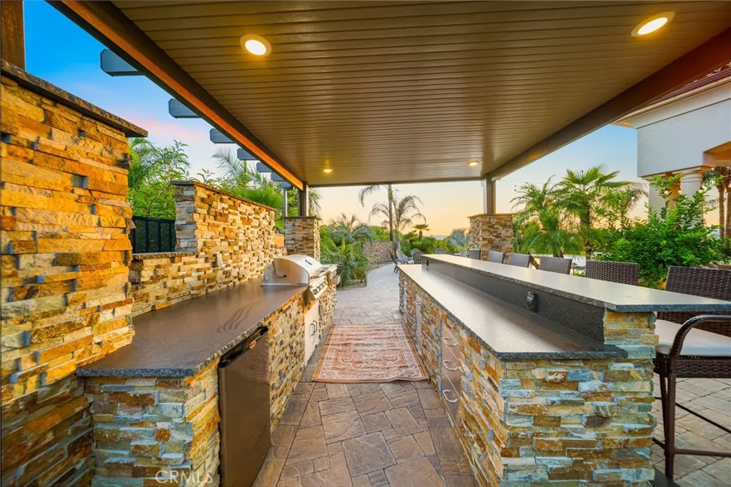 43650 La Cruz Drive, Temecula, California 92590 home-pic-60